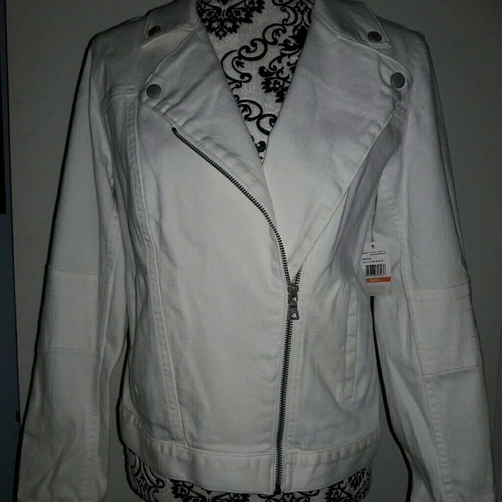white jean Jacket - Picture 1 of 7